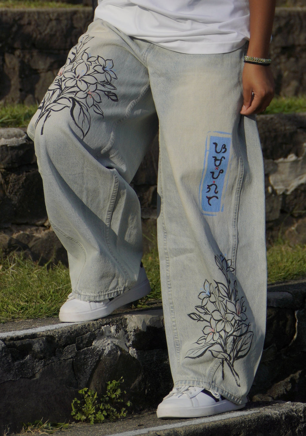 Sampaguita Barrel Jeans